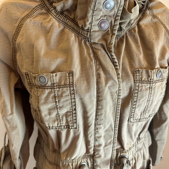 SALE! Loft Utility Jacket, khaki tan. Women’s Size Small - Picture 2 of 11